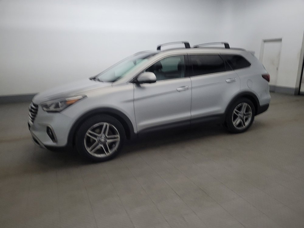 Used 2018 Hyundai Santa Fe SE image 2