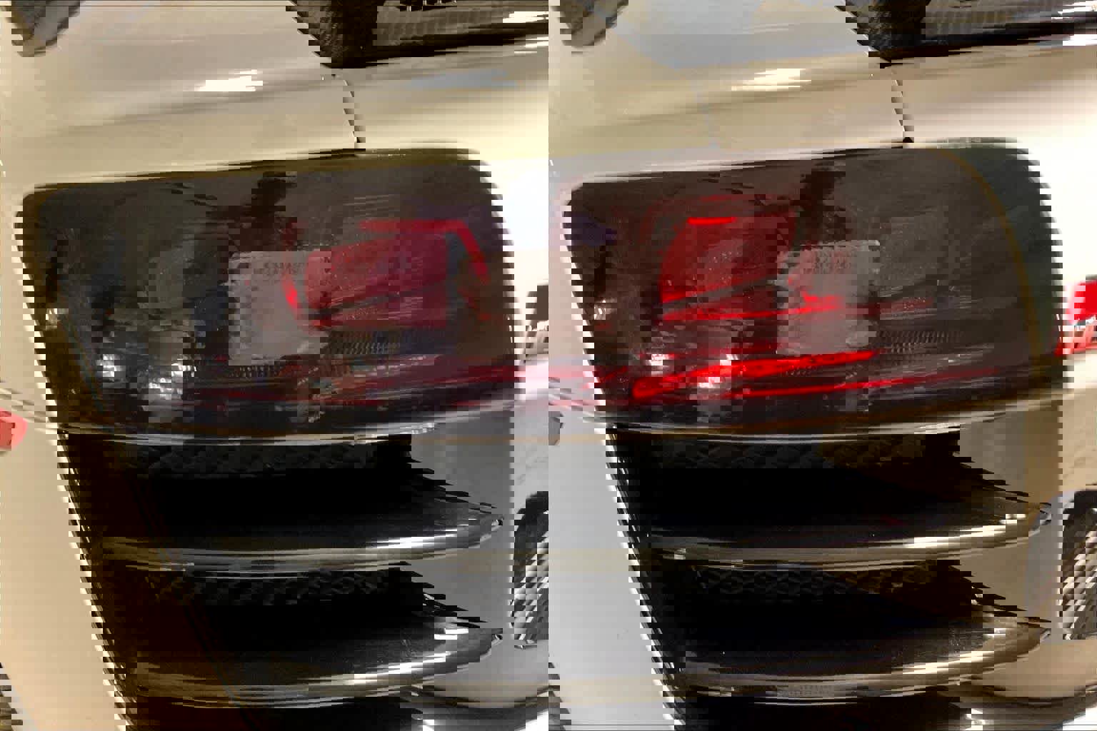 Used 2011 Audi R8 V10 image 24