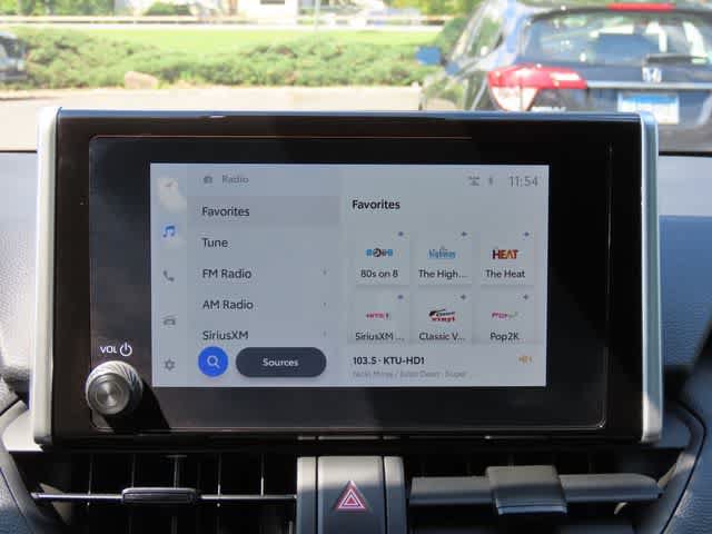 Used 2025 Toyota RAV4 XLE AWD/4WD image 19