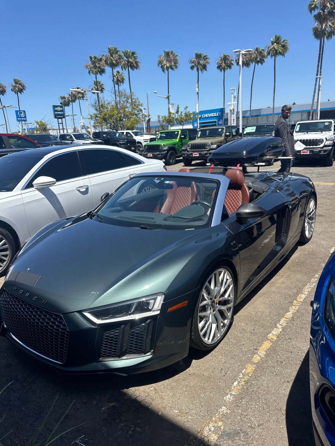 Used 2017 Audi R8 V10 w/ Carbon Exterior Package AWD/4WD image 1
