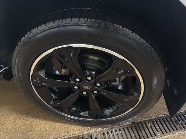 Used 2024 Ford Expedition Max Limited image 9