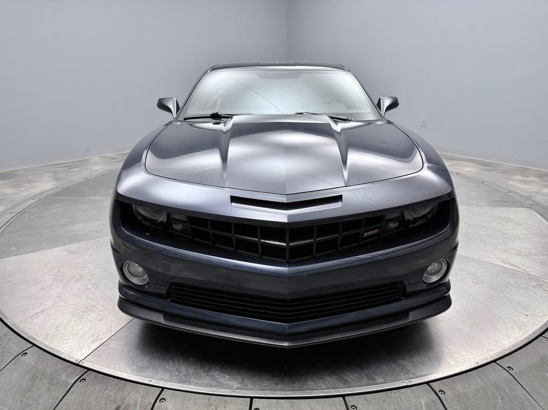 Used 2013 Chevrolet Camaro SS w/ Dusk Special Edition RWD image 2
