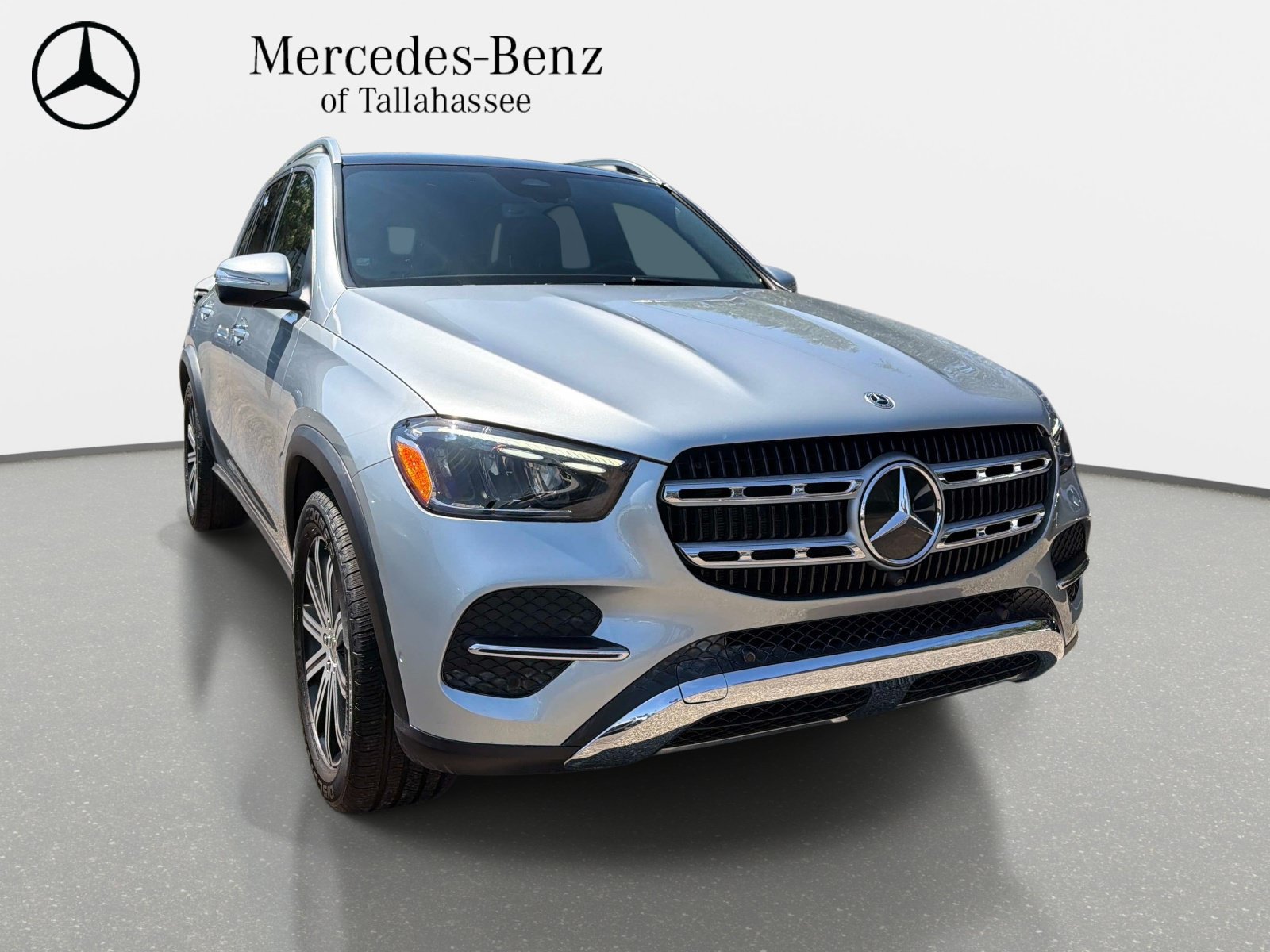 Certified 2025 Mercedes-Benz GLE 350 4MATIC w/ Winter Package image 3