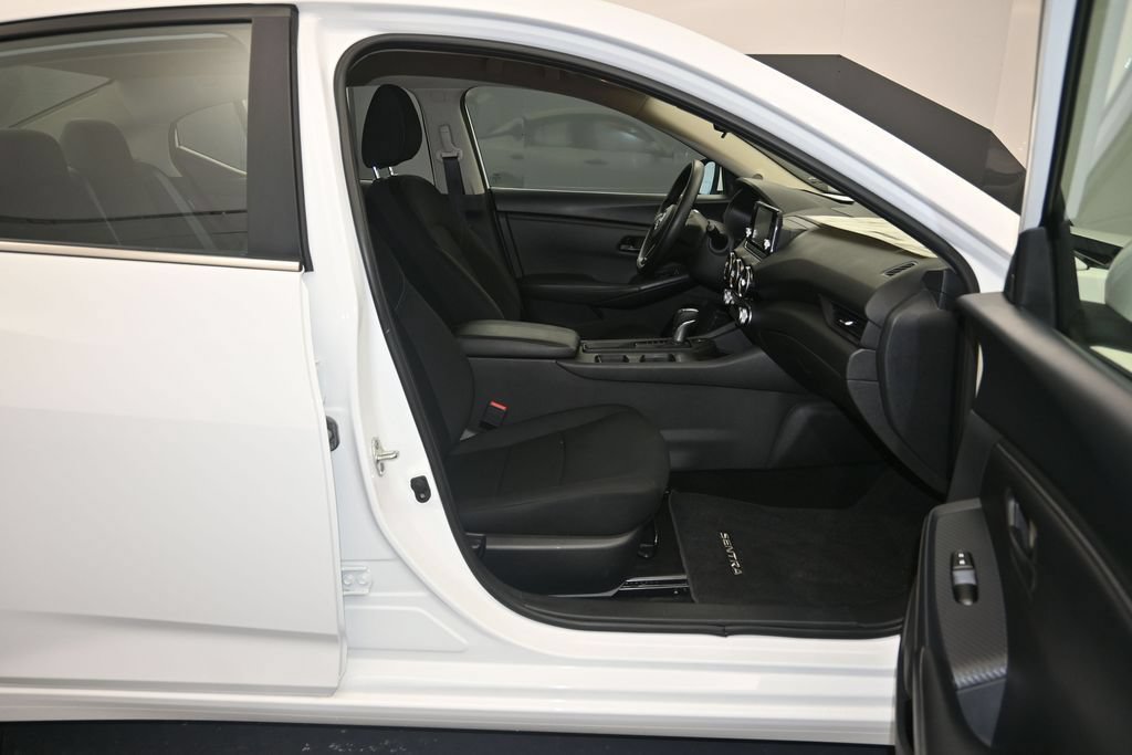 Used 2024 Nissan Sentra S FWD image 26