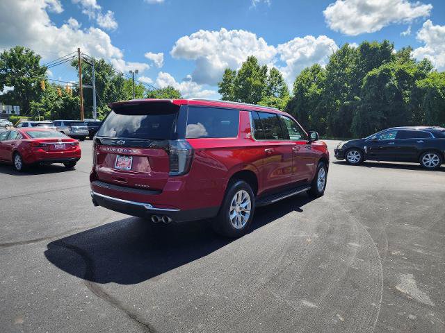 Used 2026 Chevrolet Suburban Premier w/ Sun And Tow Package AWD/4WD image 5