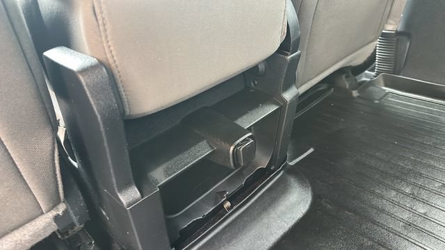 Used 2017 Ford F150 XLT w/ Equipment Group 302A Luxury AWD/4WD image 27