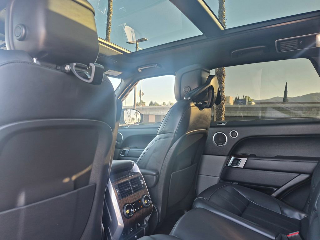 Used 2022 Land Rover Range Rover Sport HSE Silver Edition image 19
