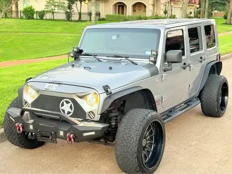 Used 2013 Jeep Wrangler Unlimited Sport image 15