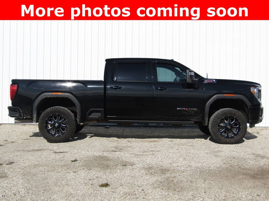 Used 2020 GMC Sierra 2500 AT4 w/ AT4 Premium Package image 2