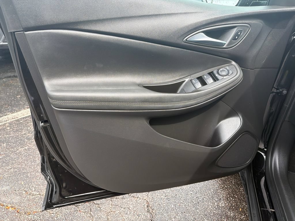 Certified 2024 Buick Encore GX Preferred FWD image 12