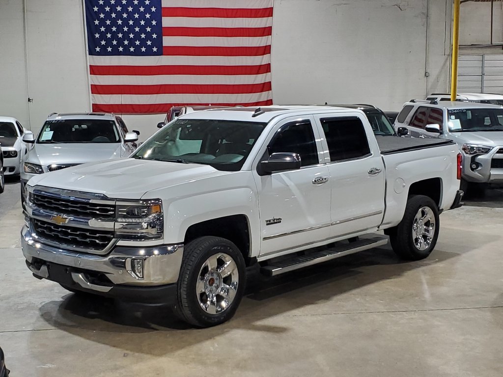 Used 2018 Chevrolet Silverado 1500 LTZ w/ Texas Edition RWD image 42