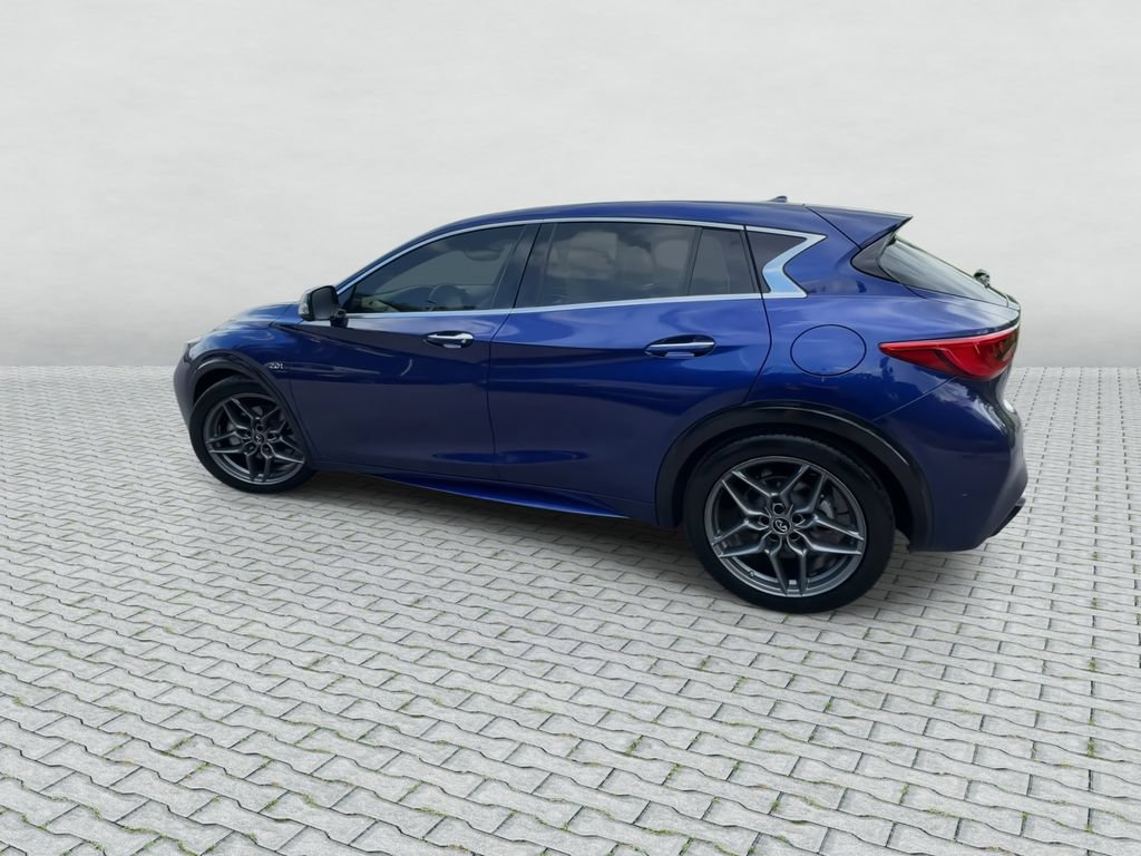 Certified 2018 INFINITI QX30 Sport w/ Sport Leather Package FWD image 5