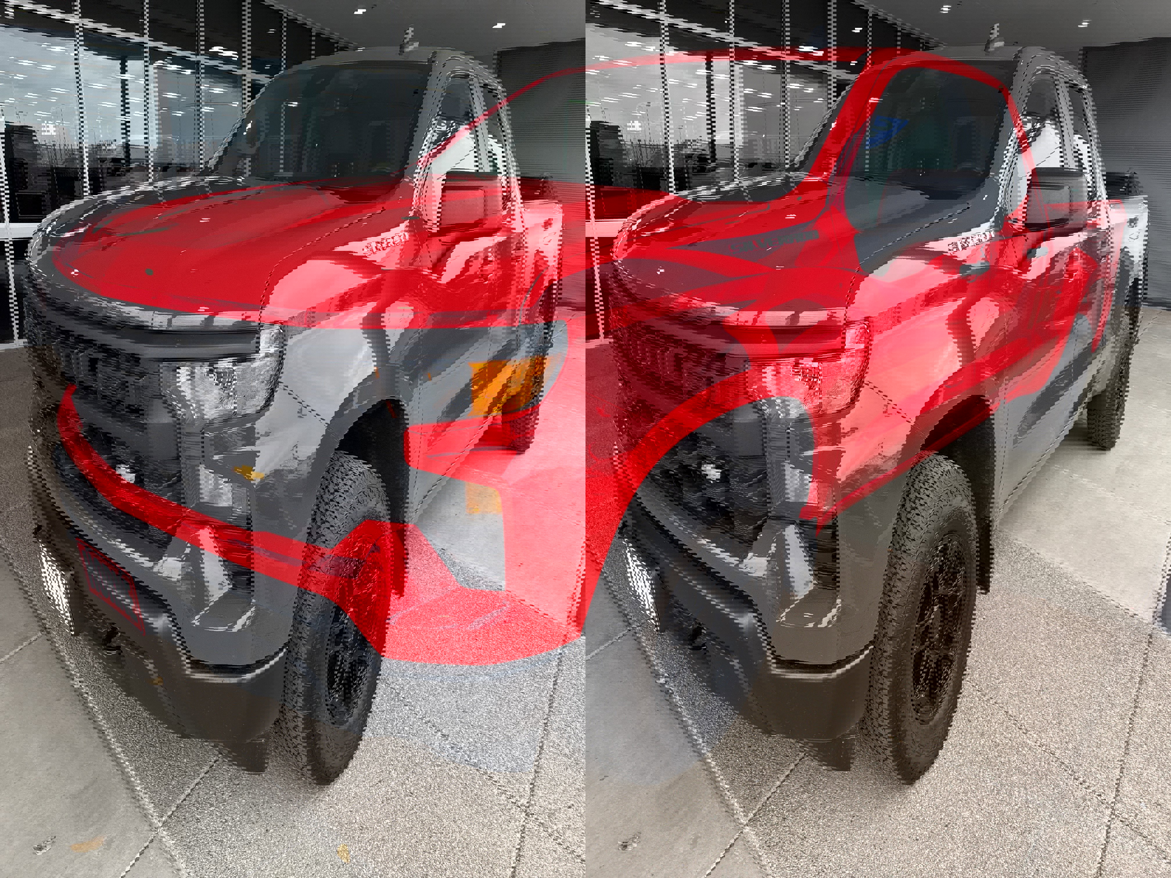 Used 2025 Chevrolet Silverado 1500 W/T w/ Trailering Package image 2