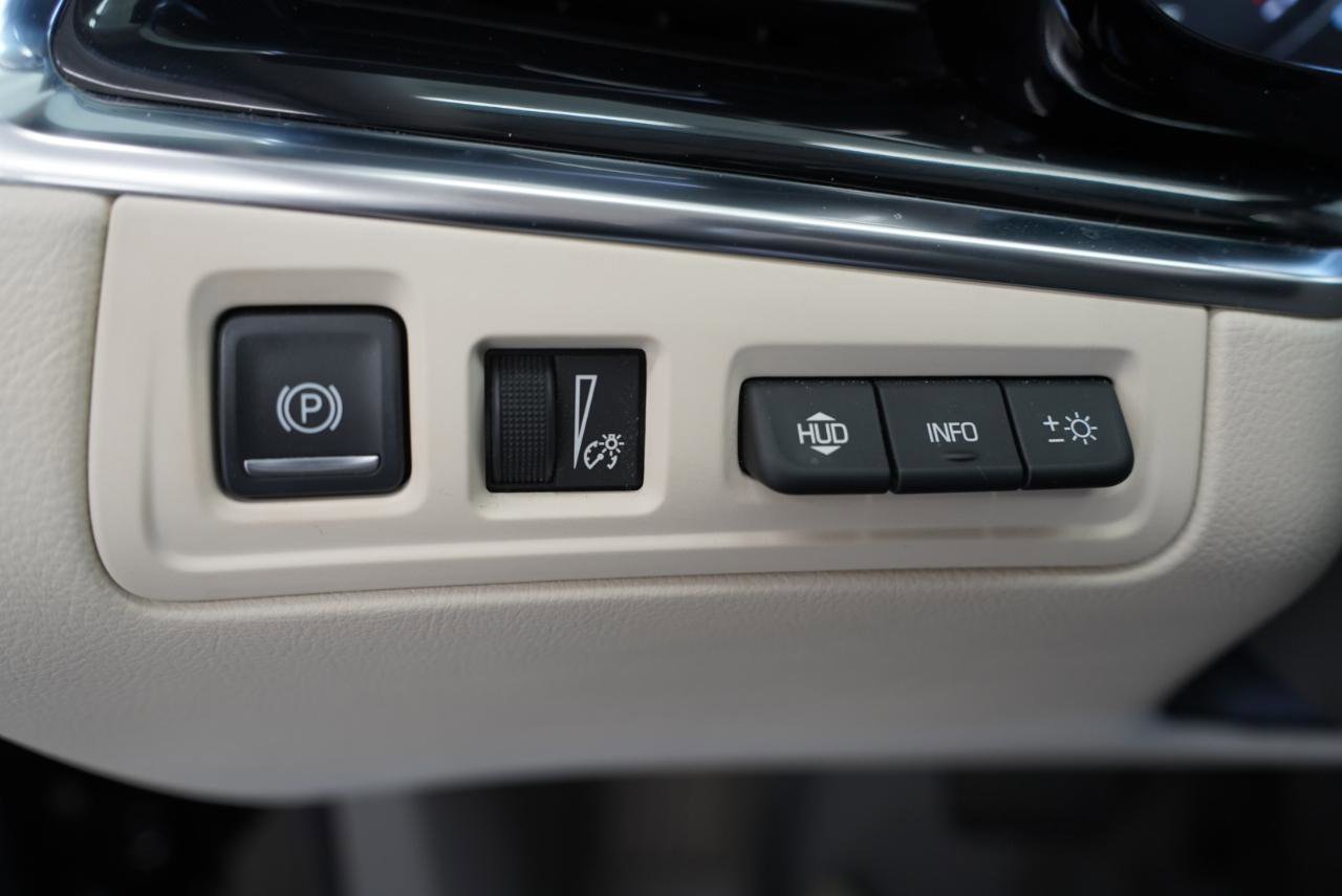 Used 2022 Cadillac XT6 Premium Luxury w/ Technology Package image 22