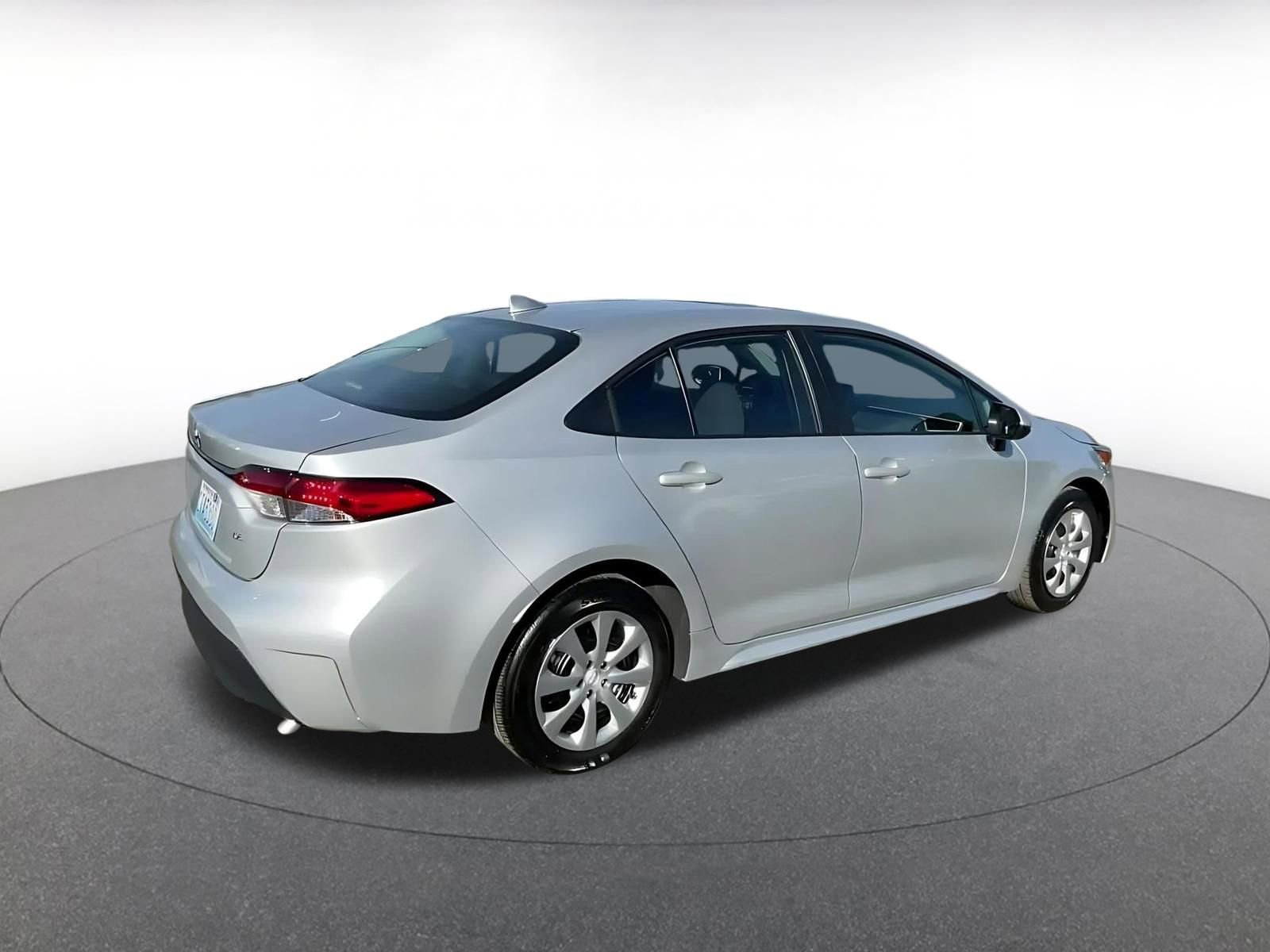 Used 2025 Toyota Corolla LE image 15