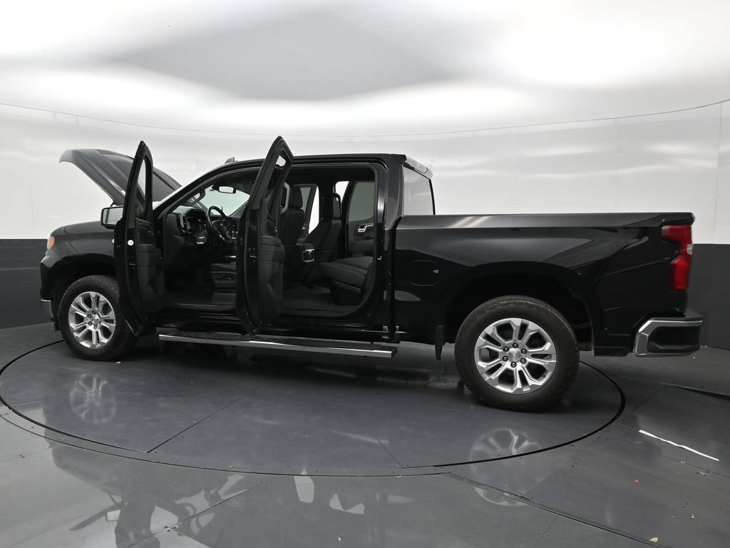 Used 2023 Chevrolet Silverado 1500 LTZ AWD/4WD image 30