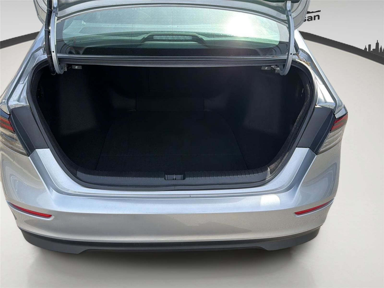 Used 2024 Honda Accord Sport image 14