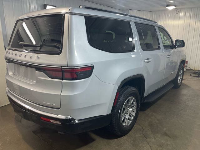 Used 2022 Jeep Wagoneer Series I image 6