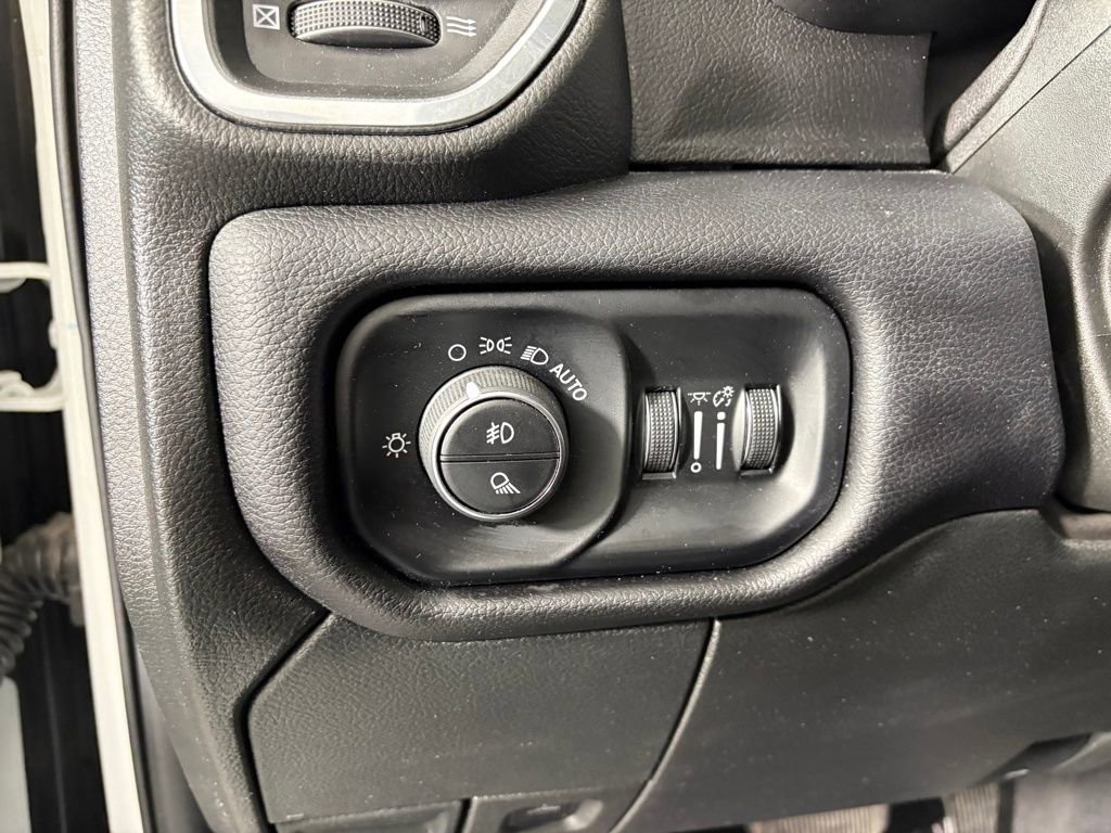 Used 2024 RAM 2500 Laramie image 14