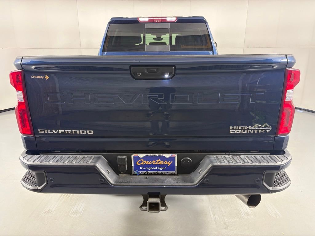 Used 2022 Chevrolet Silverado 2500 High Country w/ Z71 Off-Road Package image 8