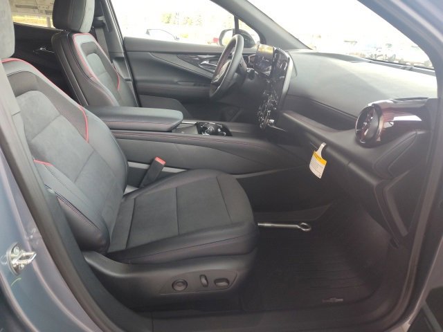 New 2025 Chevrolet Blazer EV RS image 24