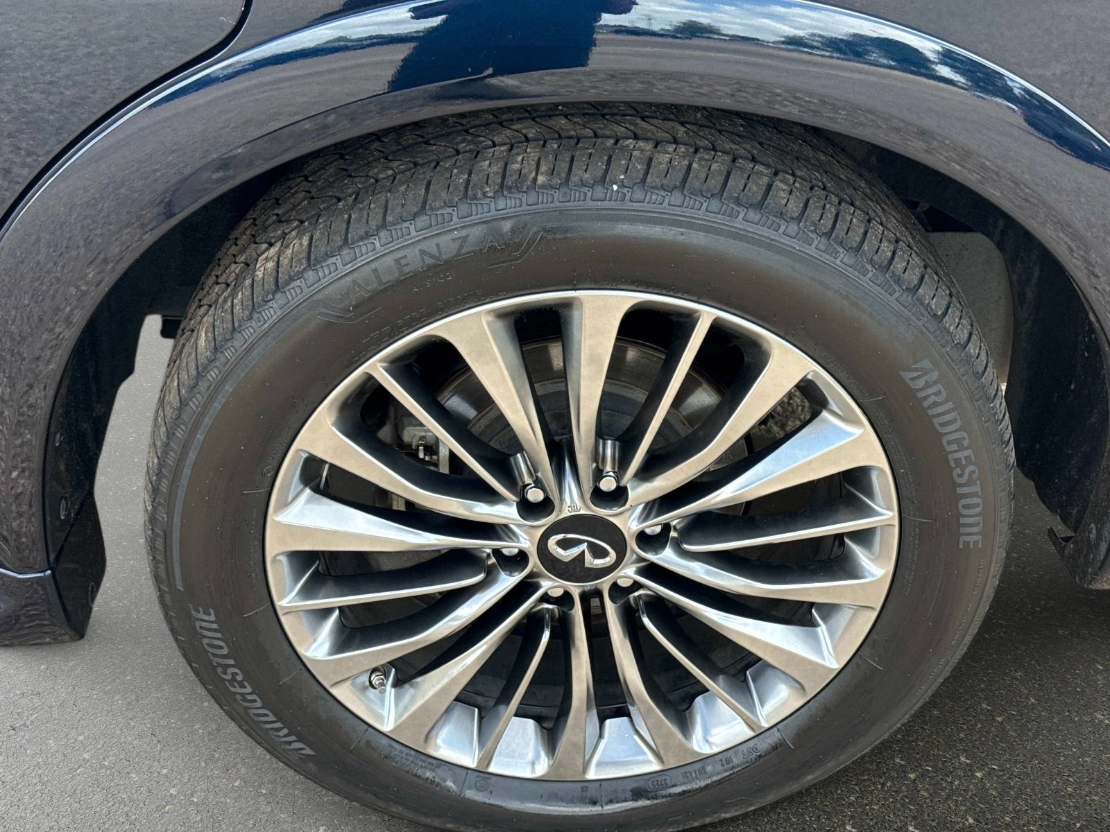 Used 2021 INFINITI QX80 Sensory w/ All-Season Package AWD/4WD image 10