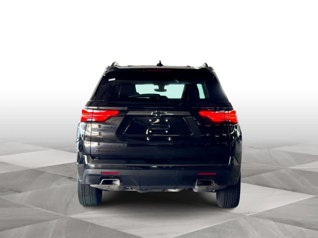 Used 2023 Chevrolet Traverse Premier w/ Redline Edition FWD image 7