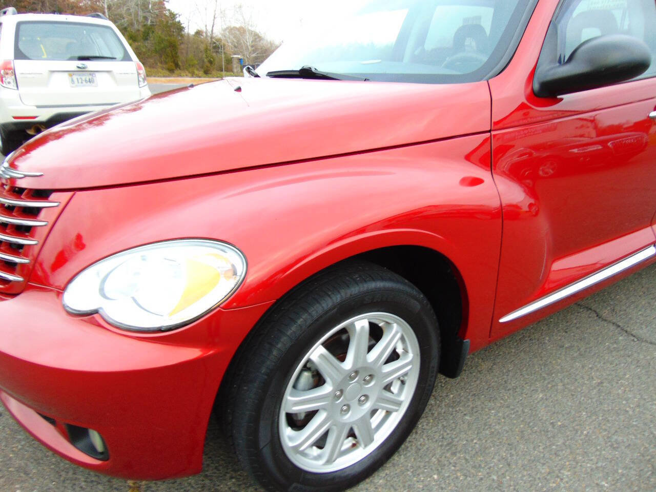 Used 2010 Chrysler PT Cruiser image 26