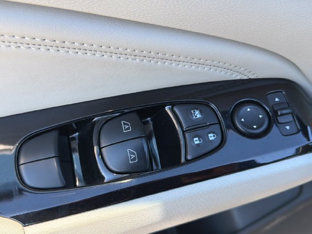 Used 2020 Nissan Altima 2.5 SL FWD image 15