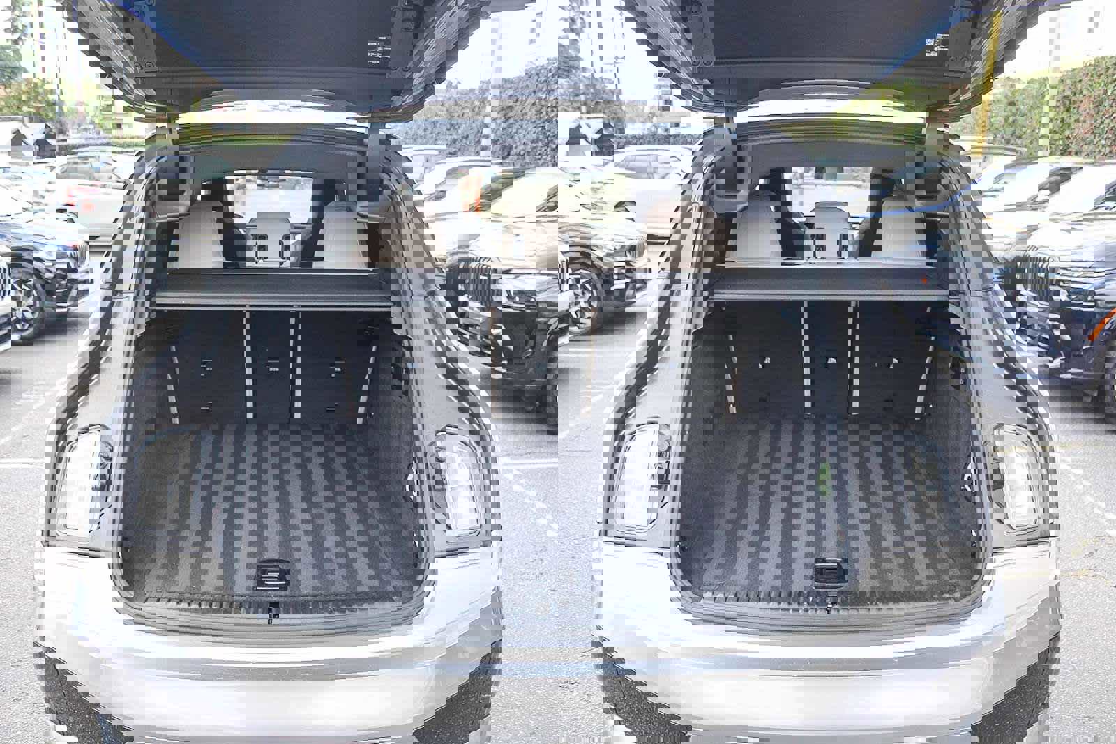 Certified 2023 BMW iX xDrive50 w/ Sport Package image 41