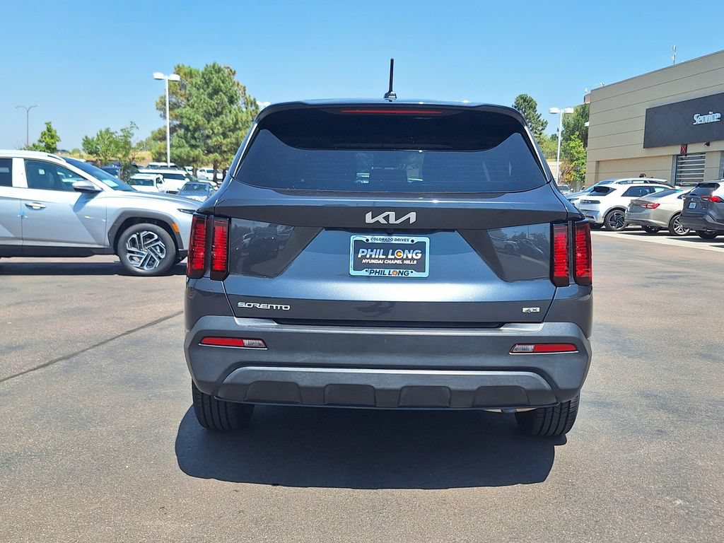 Used 2023 Kia Sorento LX AWD/4WD video 4