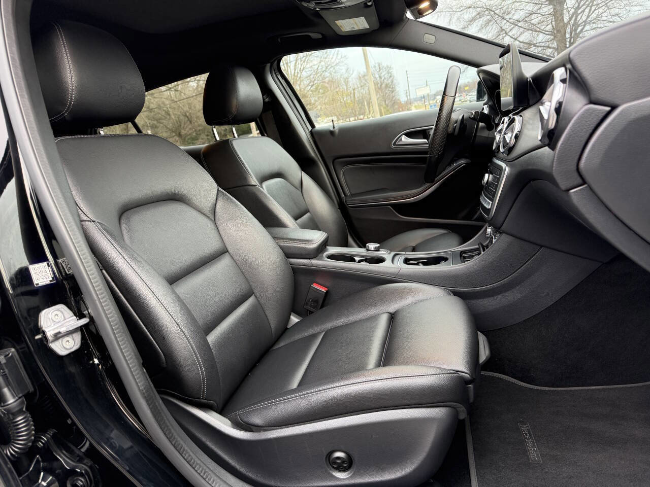 Used 2020 Mercedes-Benz GLA 250 4MATIC image 14