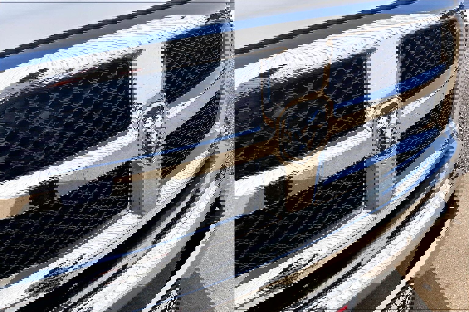 Used 2018 RAM 3500 Tradesman w/ Chrome Appearance Group image 34