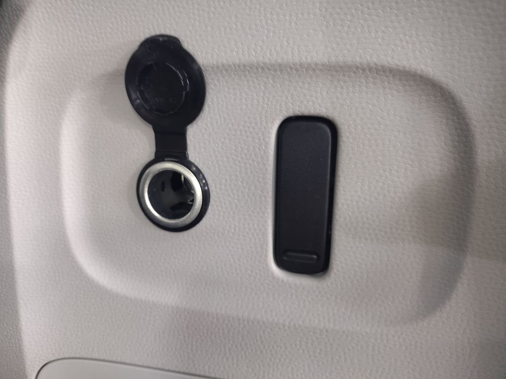 New 2025 Volkswagen ID. Buzz 1st Edition image 20