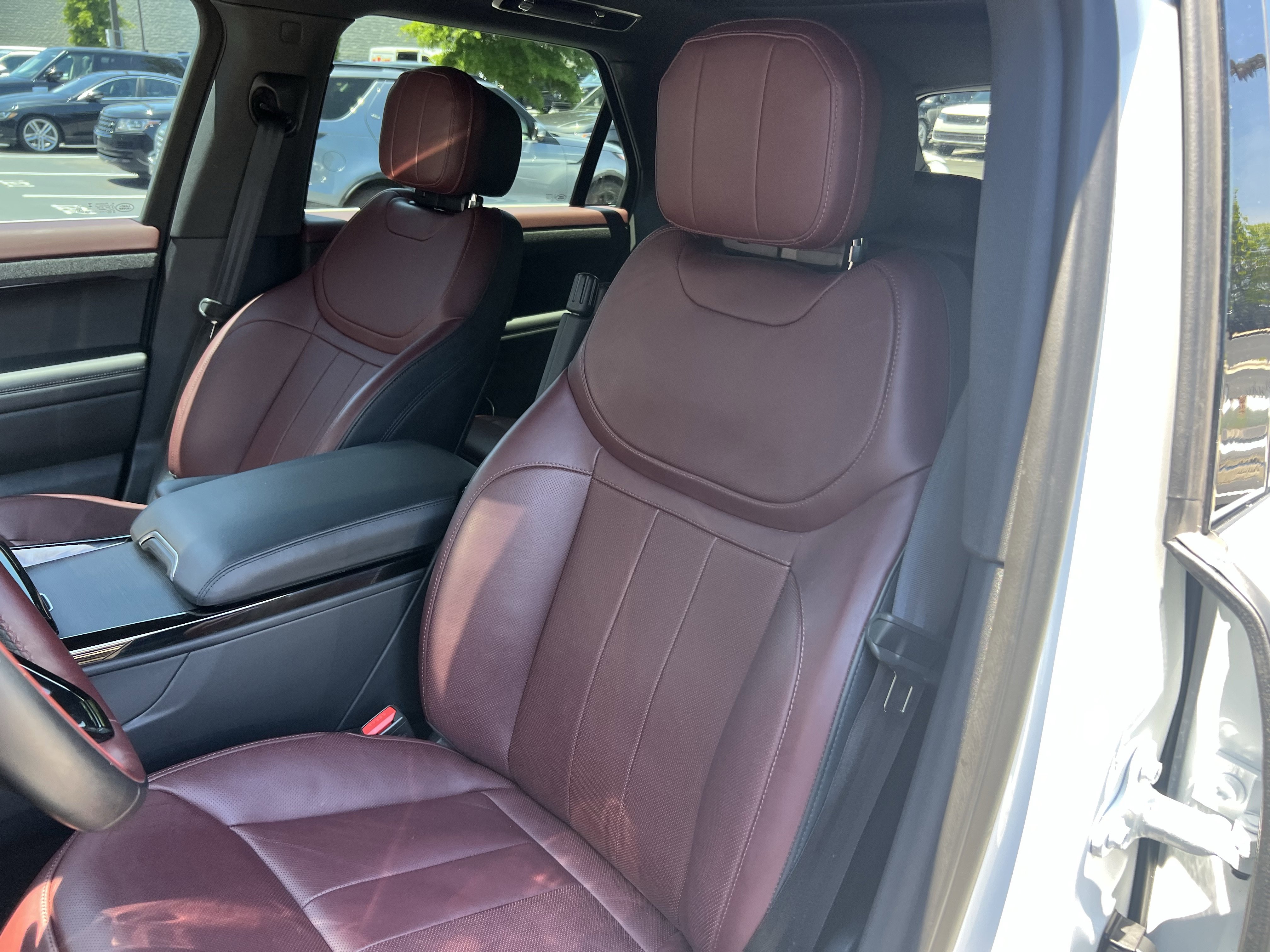 Certified 2025 Land Rover Range Rover Sport Dynamic SE AWD/4WD image 17