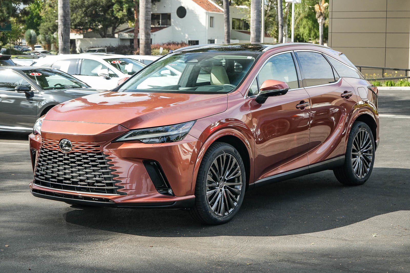 Certified 2024 Lexus RX 350 FWD w/ Convenience Package image 3