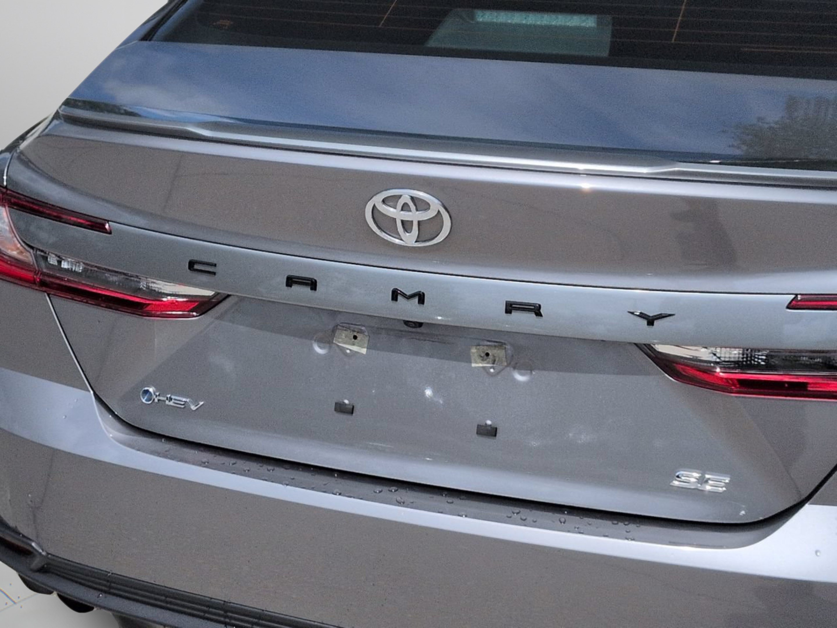 Used 2025 Toyota Camry SE FWD image 16