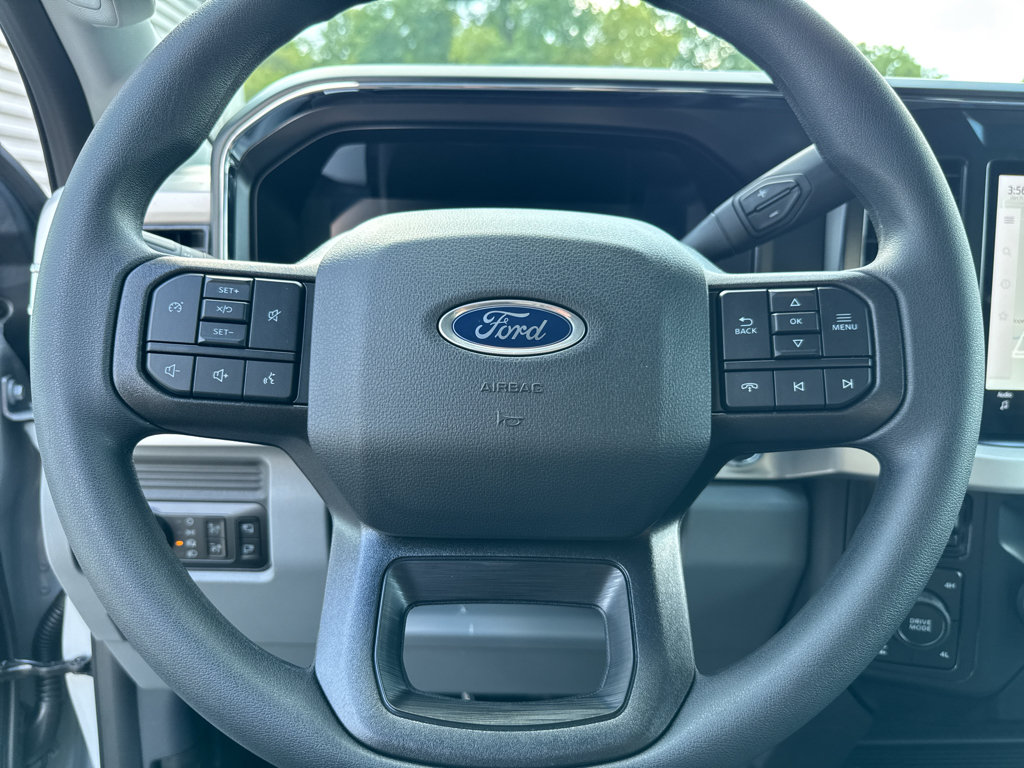 New 2026 Ford F250 XLT w/ XLT Premium Package AWD/4WD image 21