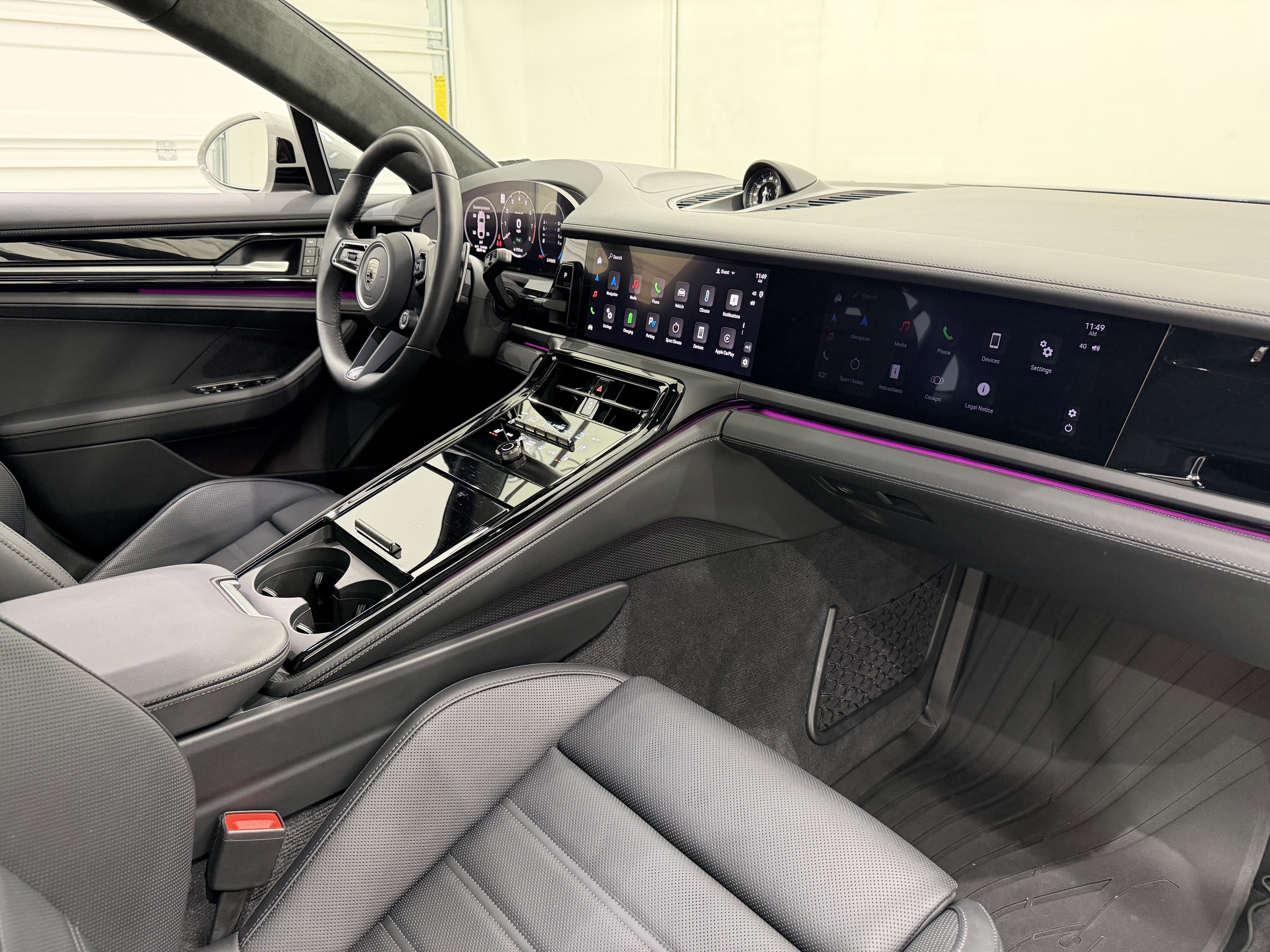 Used 2025 Porsche Panamera Turbo S image 24