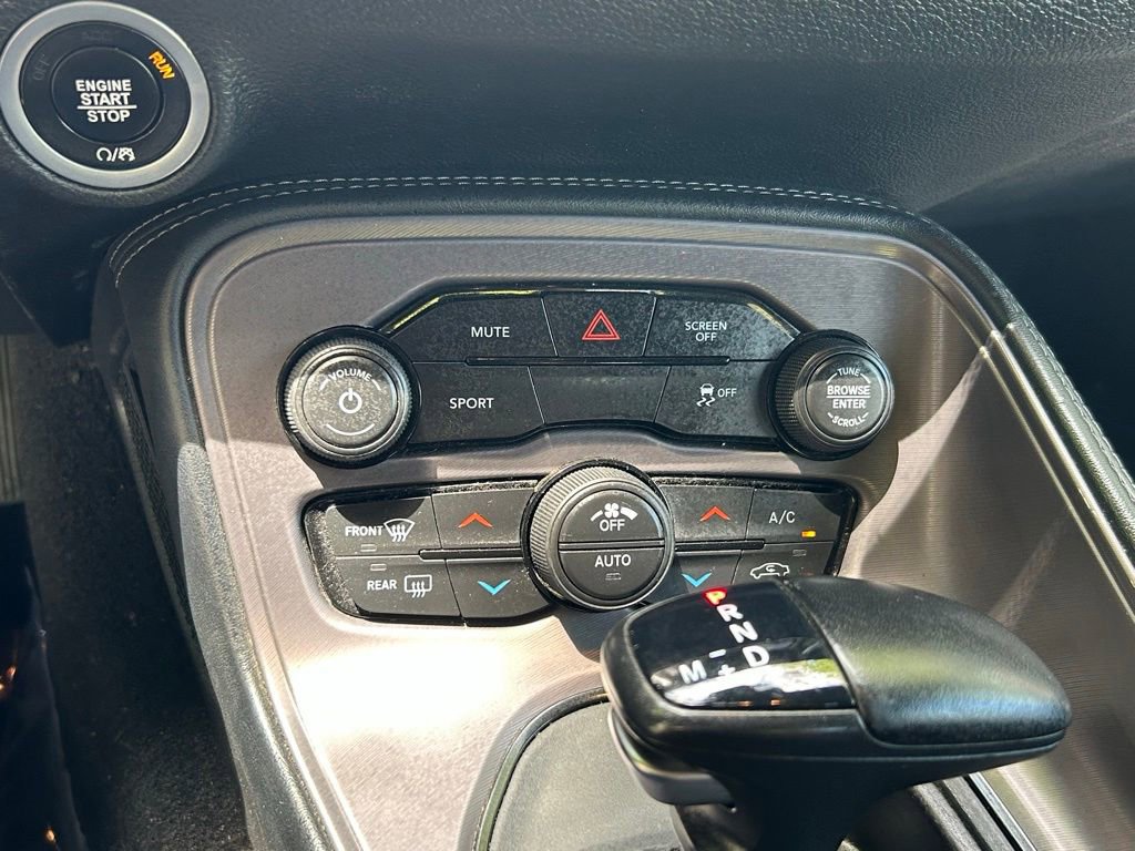 Used 2023 Dodge Challenger SXT image 24