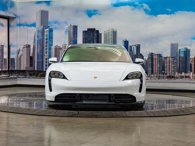 Used 2020 Porsche Taycan Turbo S image 3
