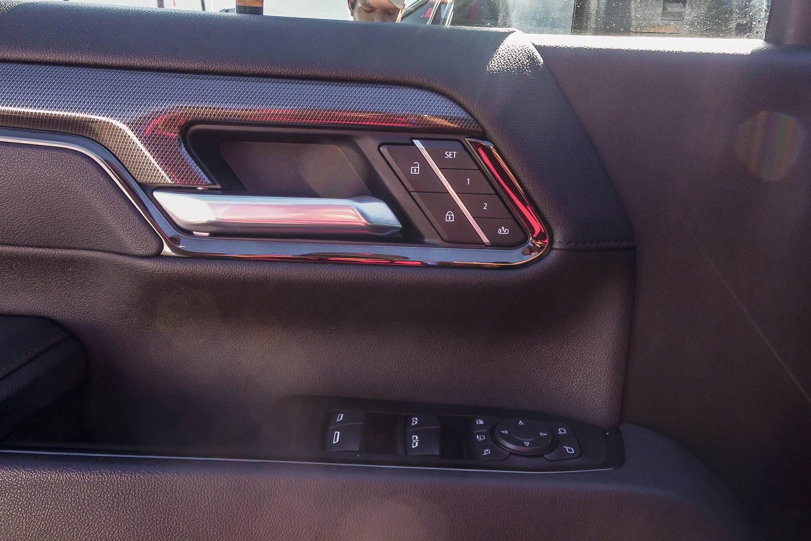 Used 2025 GMC Sierra 2500 AT4 image 19