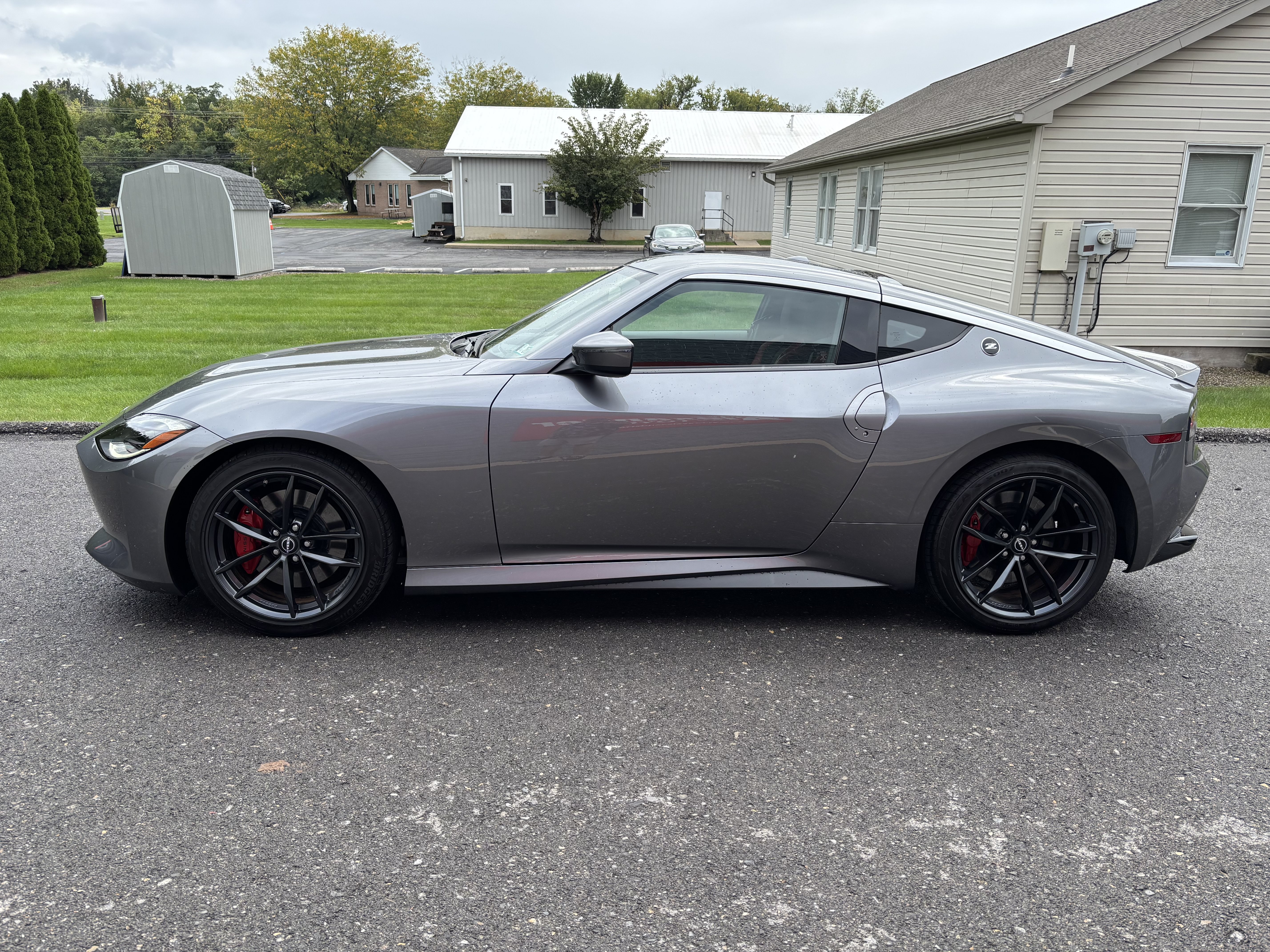 Used 2024 Nissan Z Performance w/ Floor Mat Package RWD image 7