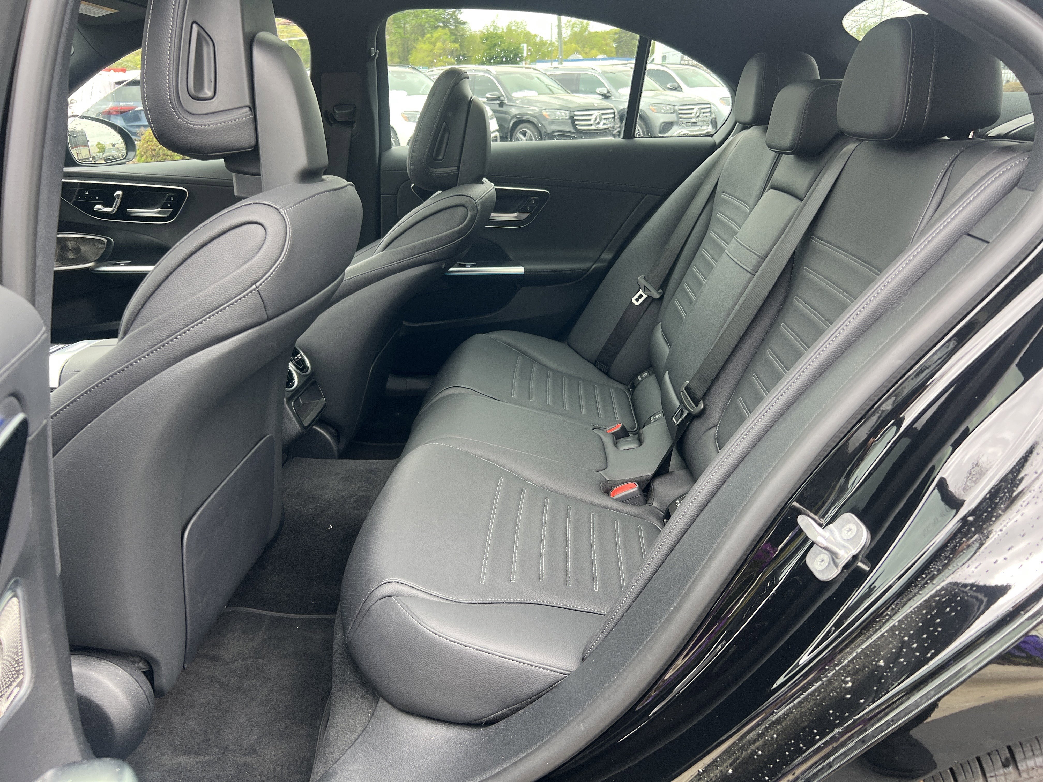 Certified 2024 Mercedes-Benz C 300 4MATIC Sedan image 33