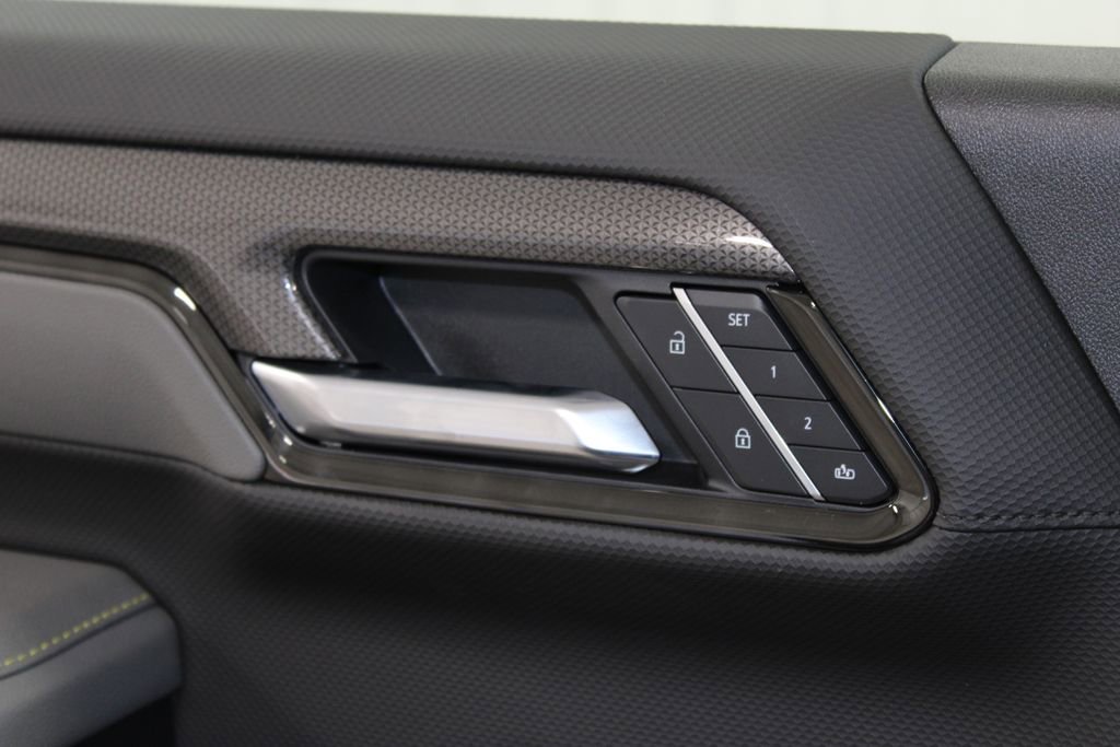 New 2026 Chevrolet Silverado 2500 ZR2 image 42