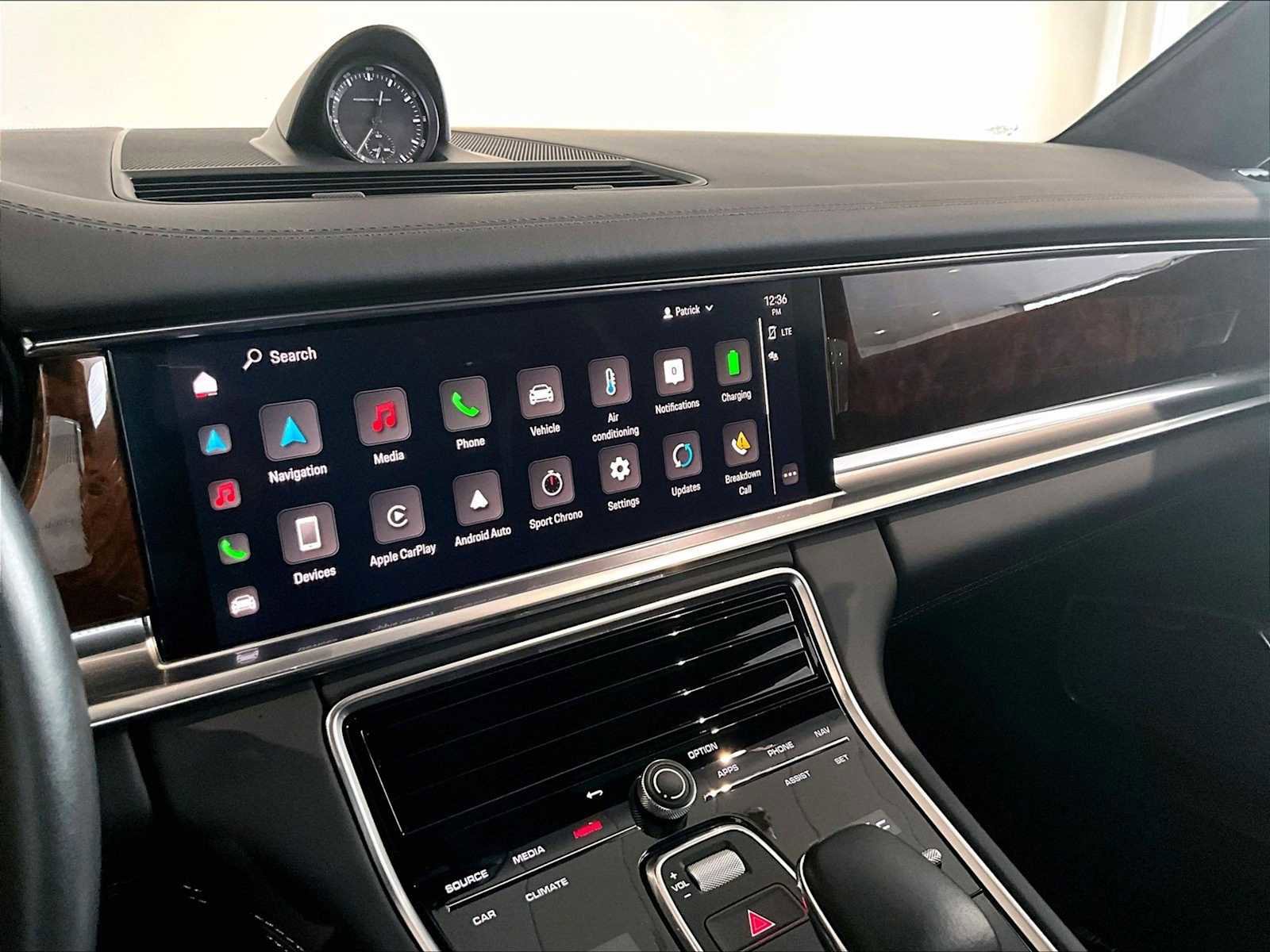 Used 2023 Porsche Panamera Turbo S image 19