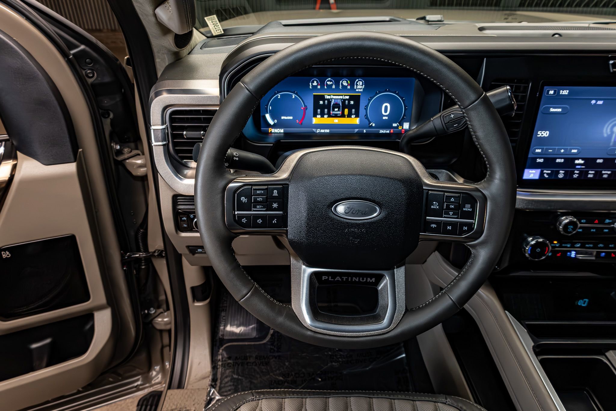 Used 2026 Ford F350 Platinum w/ Platinum Plus Package image 15