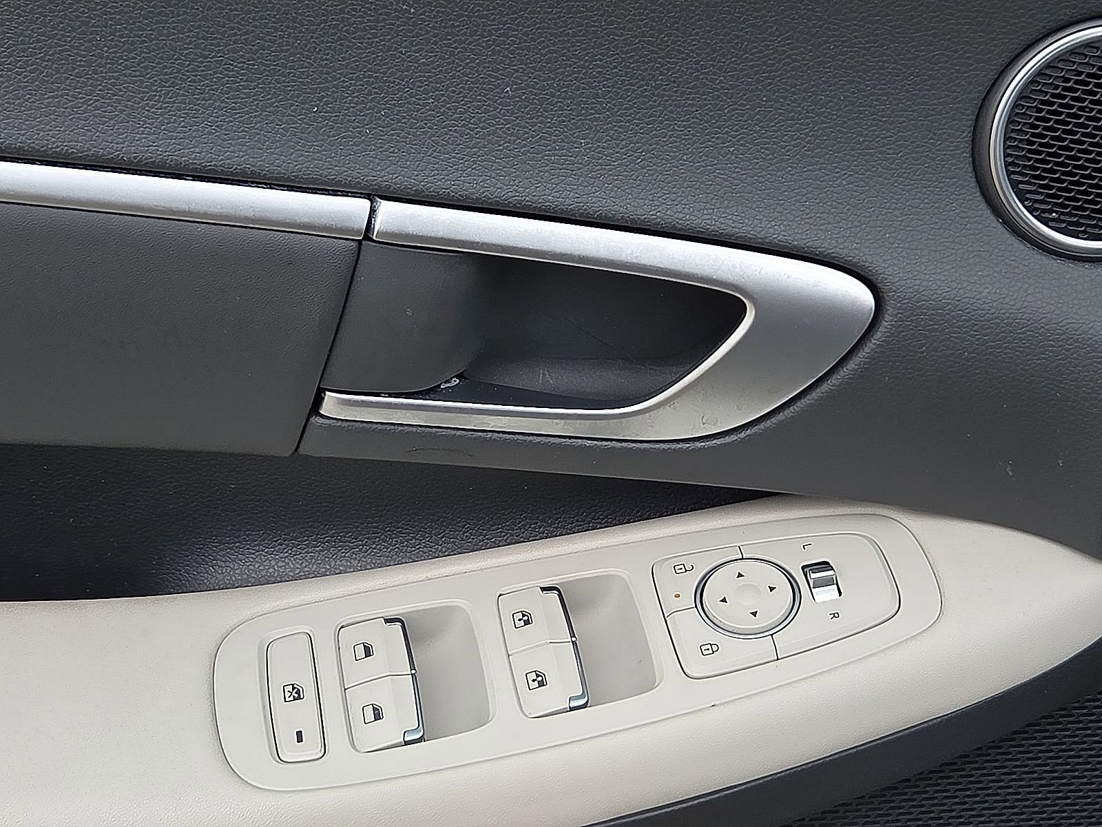 Used 2024 Hyundai Sonata SEL FWD image 13