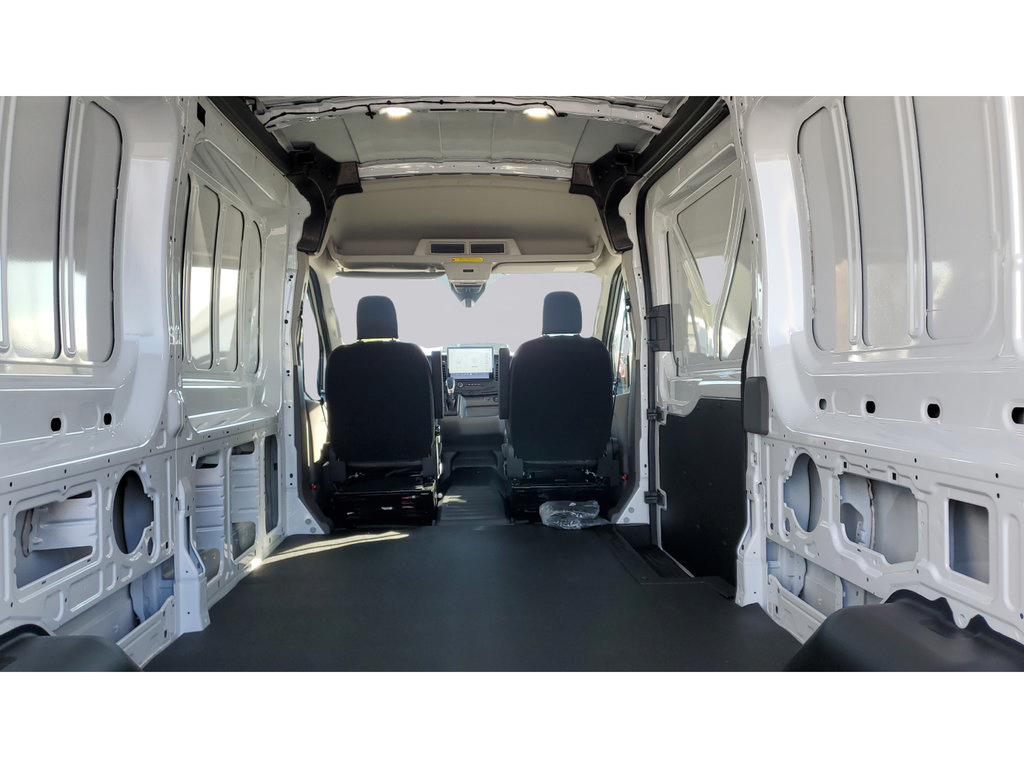 New 2026 Ford Transit 250 148 Medium Roof RWD image 21