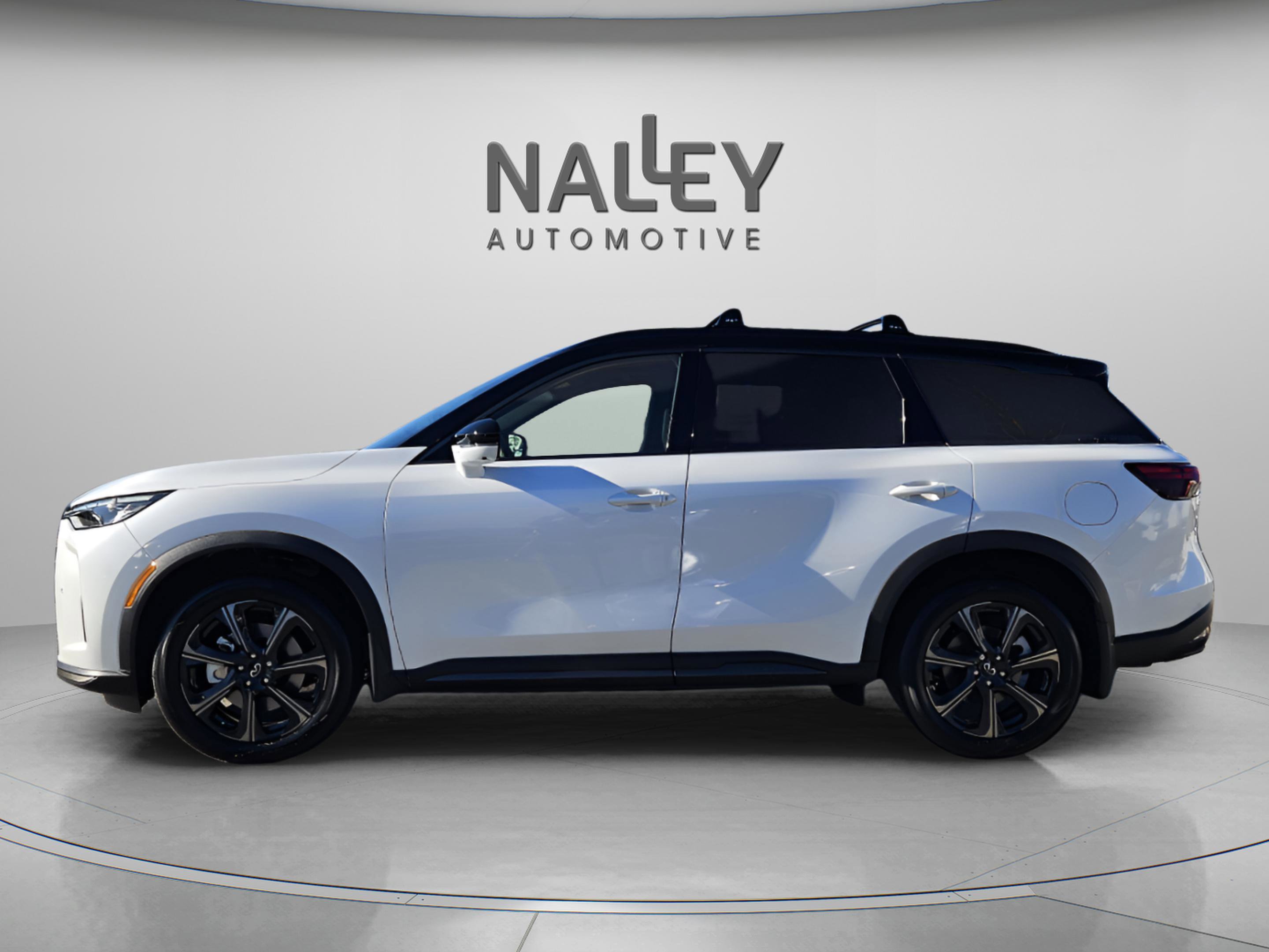 New 2026 INFINITI QX60 Autograph image 2